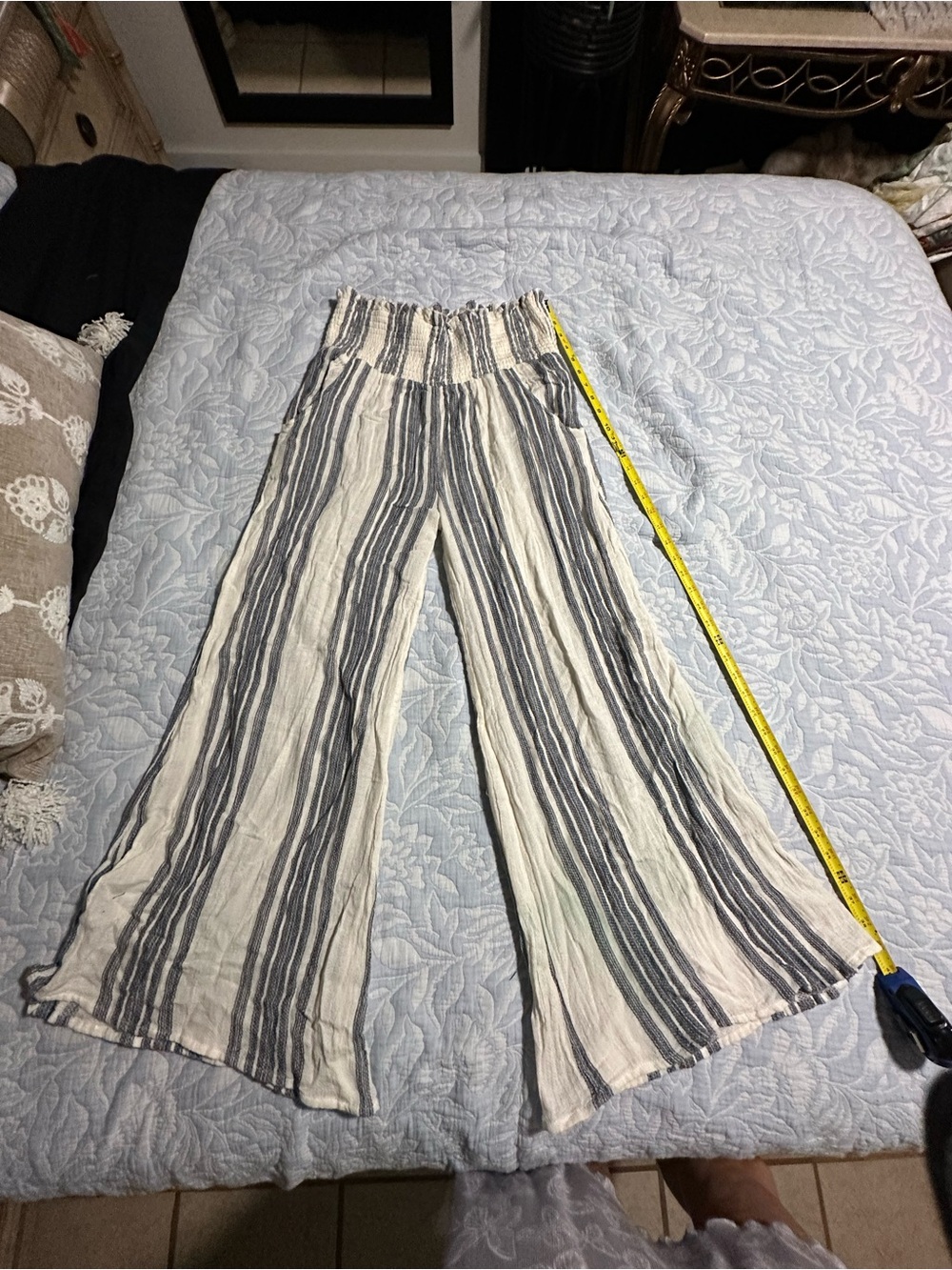 Rip Curl high waist navy striped Wide-Leg flowy Palazzo Pants